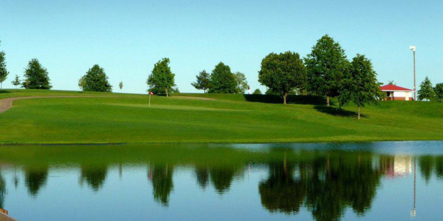 Bright Leaf Golf Resort