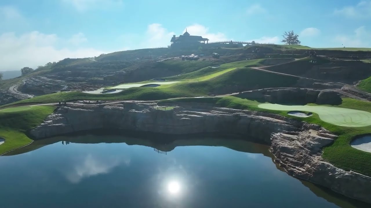 golf video - cliffhangers-golf-course-best-par-3-in-world